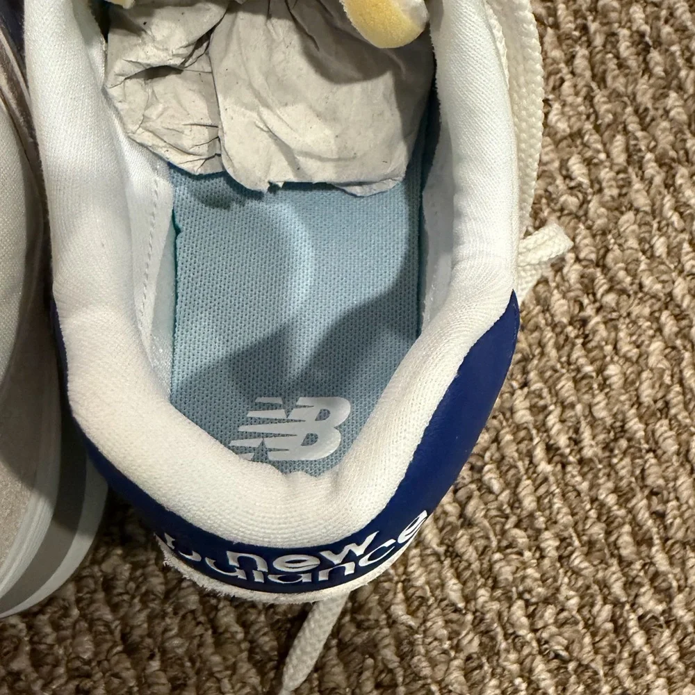 New Balance Beige and Violet Blue Classics Women’s Sneakers (8.5) Like New - Picture 9 of 13